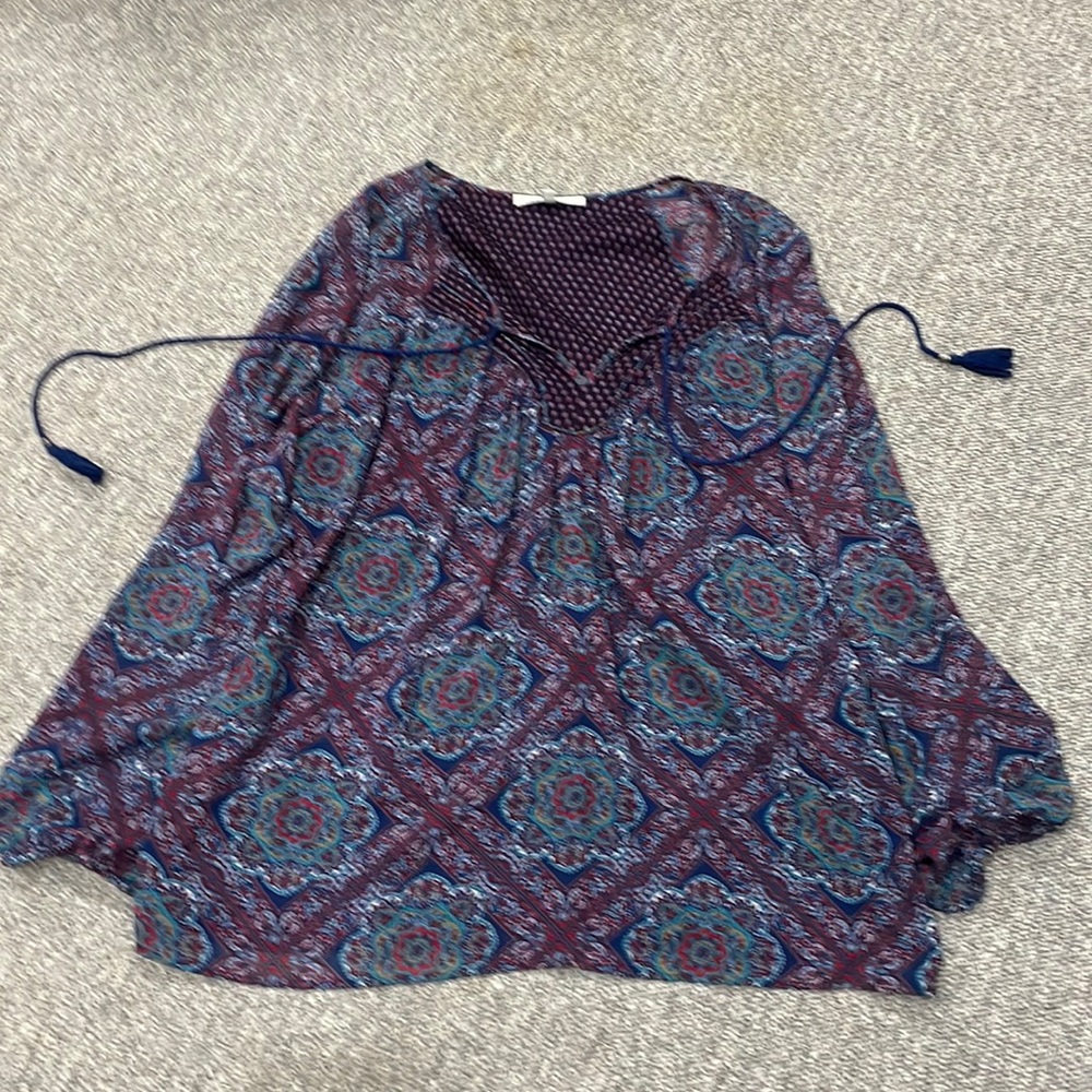 EUC Daniel Rainn Women’s XL Tunic Top Blue Burgundy Floral Tassel Tie Neckline